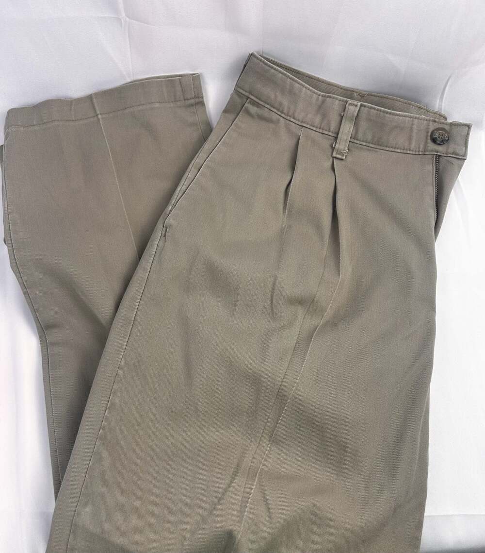 Lee Custom Fit Collection Beige Pleated Chino Pants 34x30